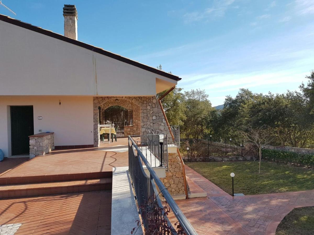 Villa Suber Sperlonga Eksteriør bilde